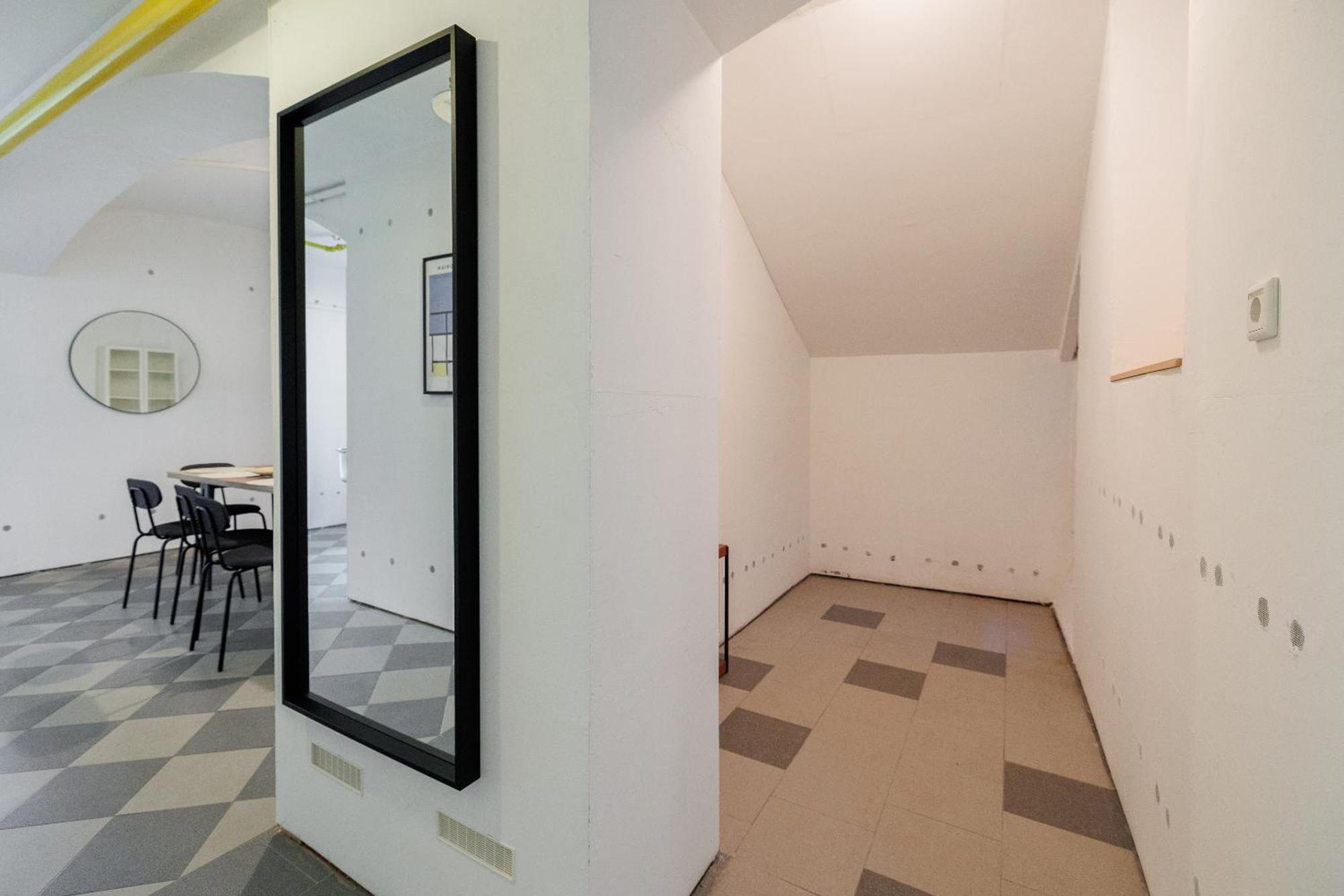 The Factory Flat Apartment *