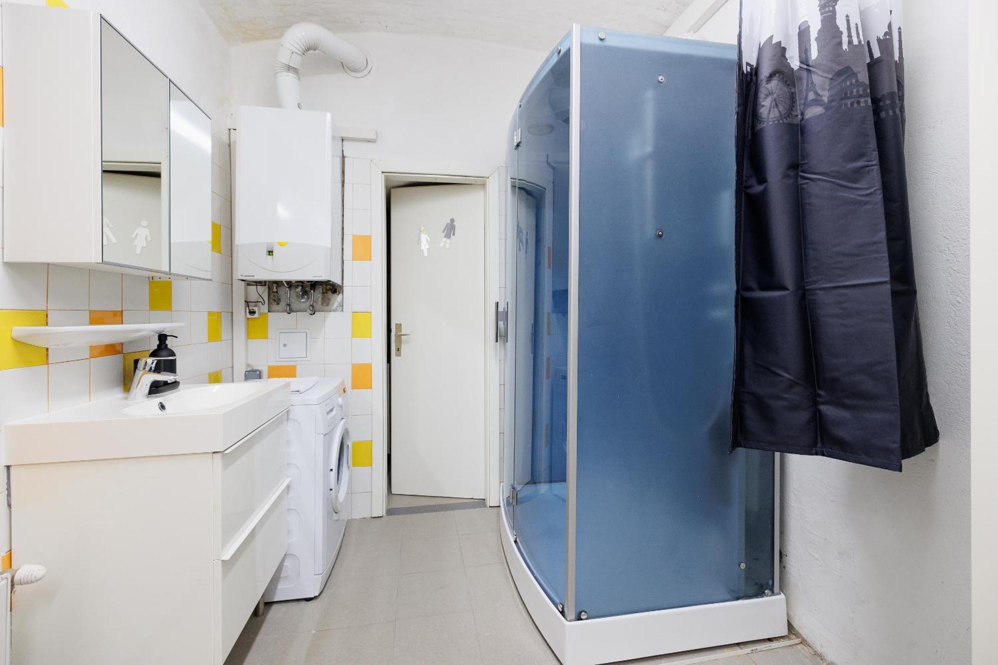 The Factory Flat Apartment *